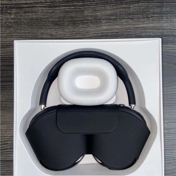 AirPod Max Gen 2 High-End Audiology Equipment - Picture 3 of 4